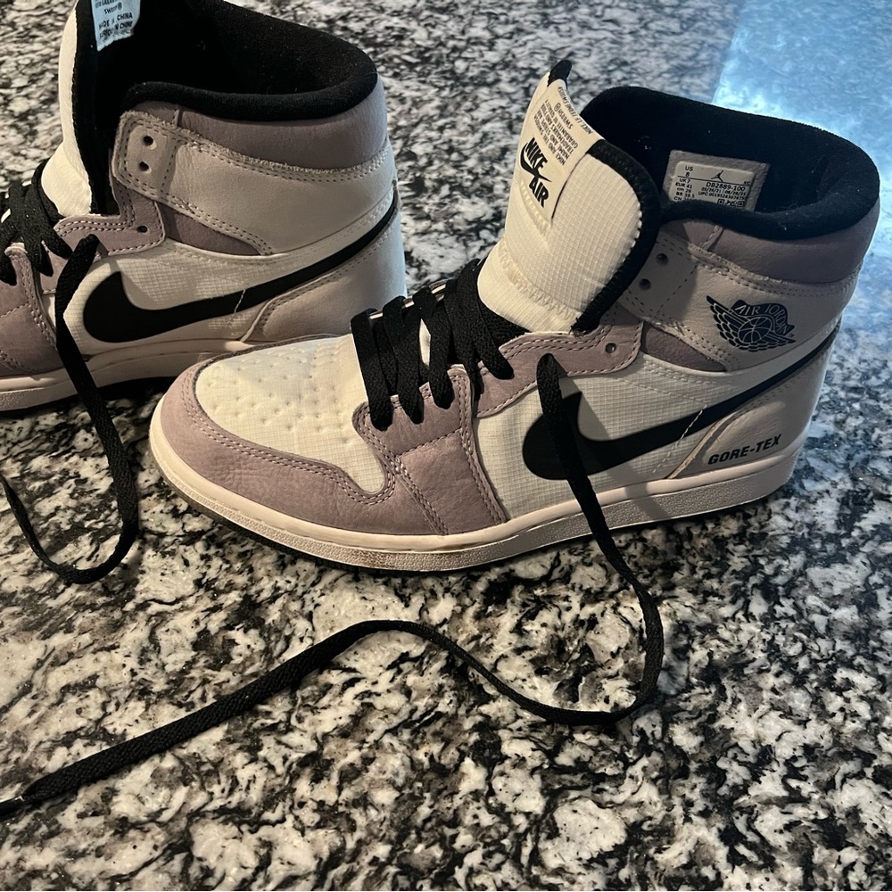 Nike